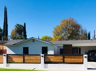 6165 Debs Ave, Woodland Hills, CA 91367