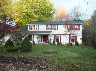 956 W Arlington Rd, Erie, PA 16509