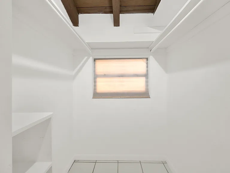 134 Salamanca Aveapt 4B — Photo 10
