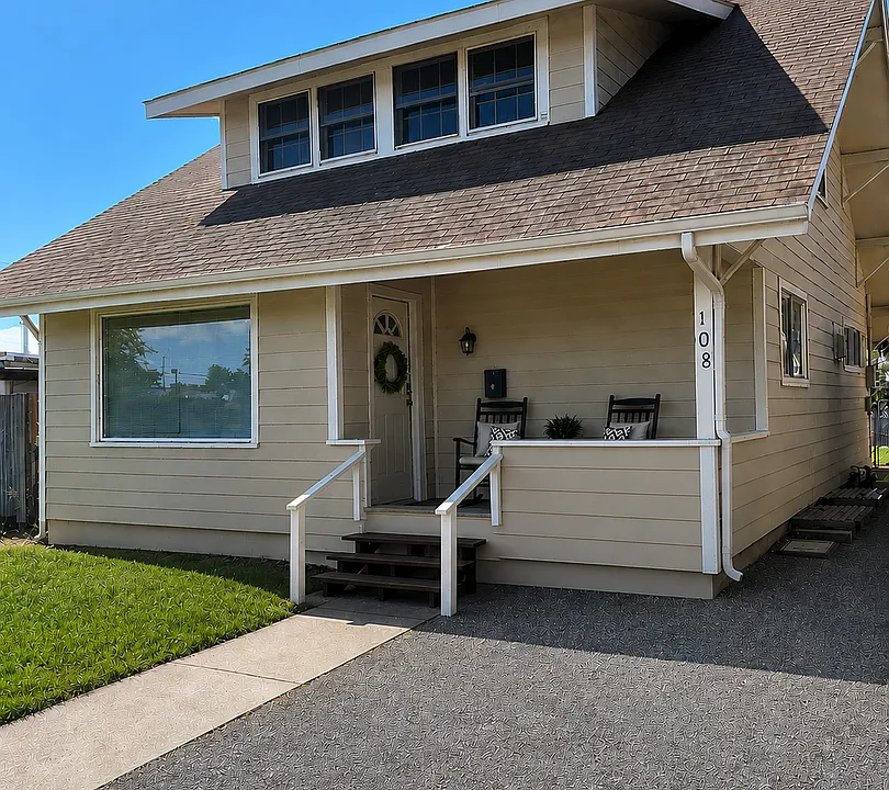 108 W Orchard Ave