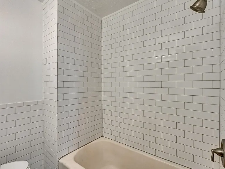2766 Jefferson Ave #1 — Photo 6