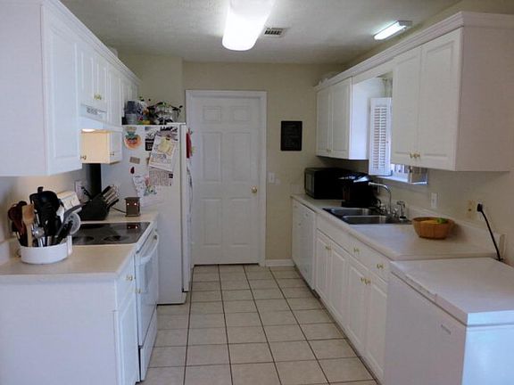 5th image of 8196 Lee Road 166