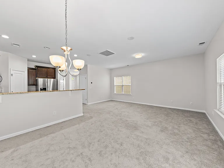 199 Stanley Ct — Photo 28