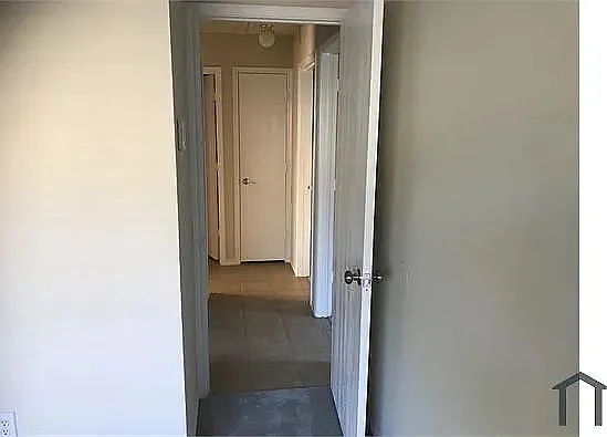 613 Spillway Dr — Photo 3