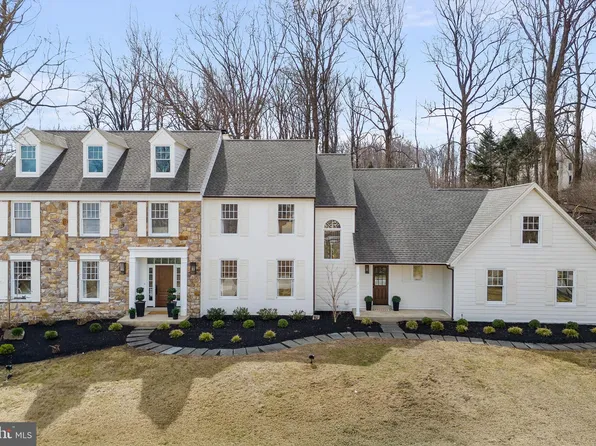 5 Great Woods Ln, Malvern, PA 19355