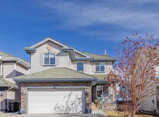 7936 S Springbank Blvd SW, Calgary, AB T3H 4L9