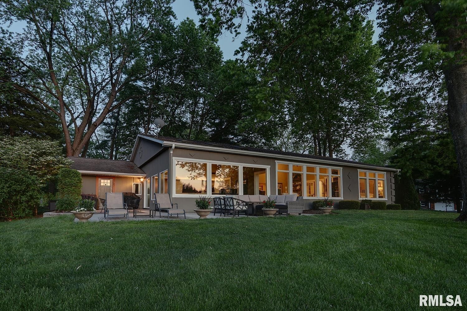 5025 Spyglass Hl, Quincy, IL 62305 MLS CA1022072 Zillow