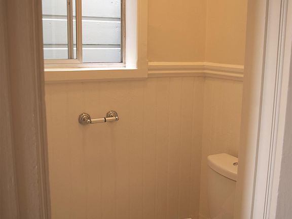 4th image of 1849 Hyde St