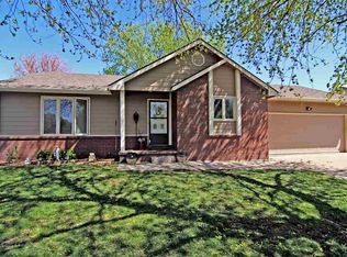 310 Meadow Ln, Colwich, KS 67030