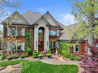 4465 3rd St NW, Hickory, NC 28601