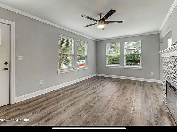 3rd image of 3548 Ernest St