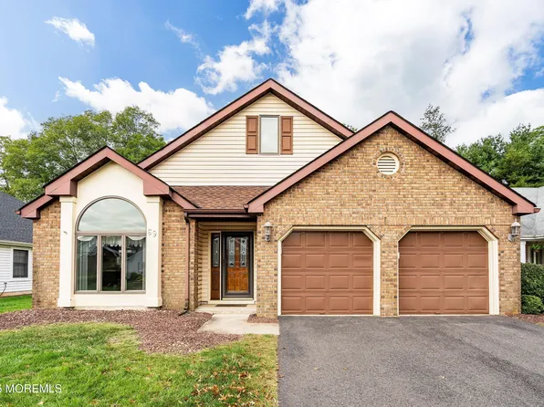 69 Caldwell Terrace, Marlboro, NJ 07746