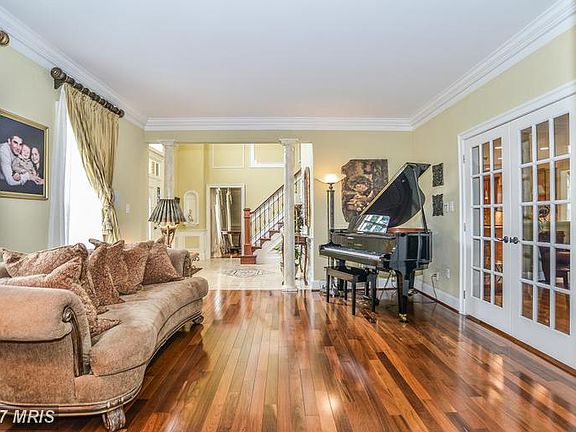 4th image of 13915 Rock Brook Ct