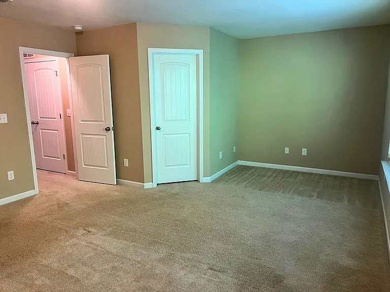1442 Montonia St — Photo 11