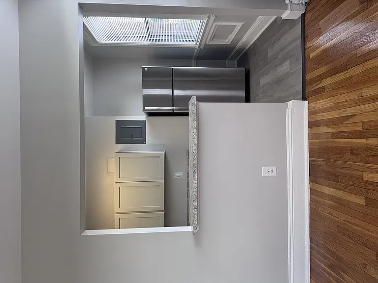 Connecticut Avenue Apartments/Dore/The Abby — Photo 17