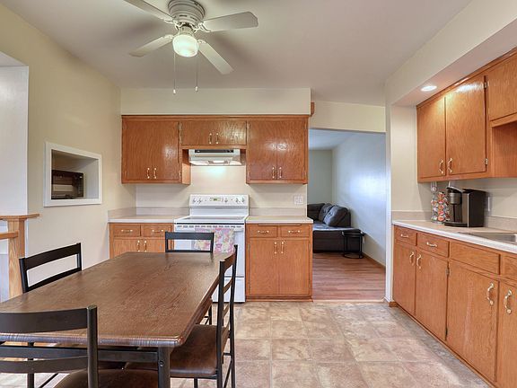 4th image of 524 Decker Dr