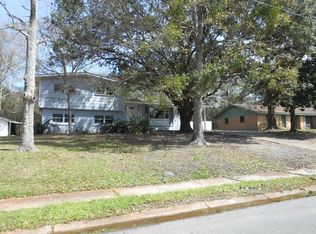 3144 Soundview Dr, Gautier, MS 39553
