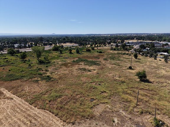 3rd image of 3621 Rhonda Rd