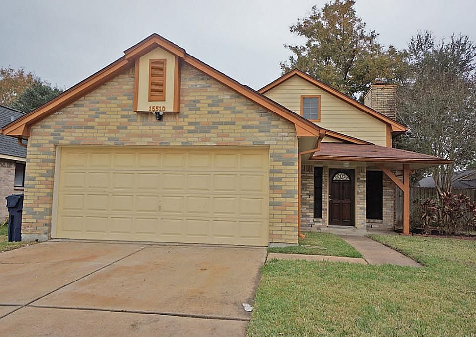 1st image of 15510 Wildwood Lake Dr