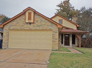 15510 Wildwood Lake Dr, Houston, TX 77083