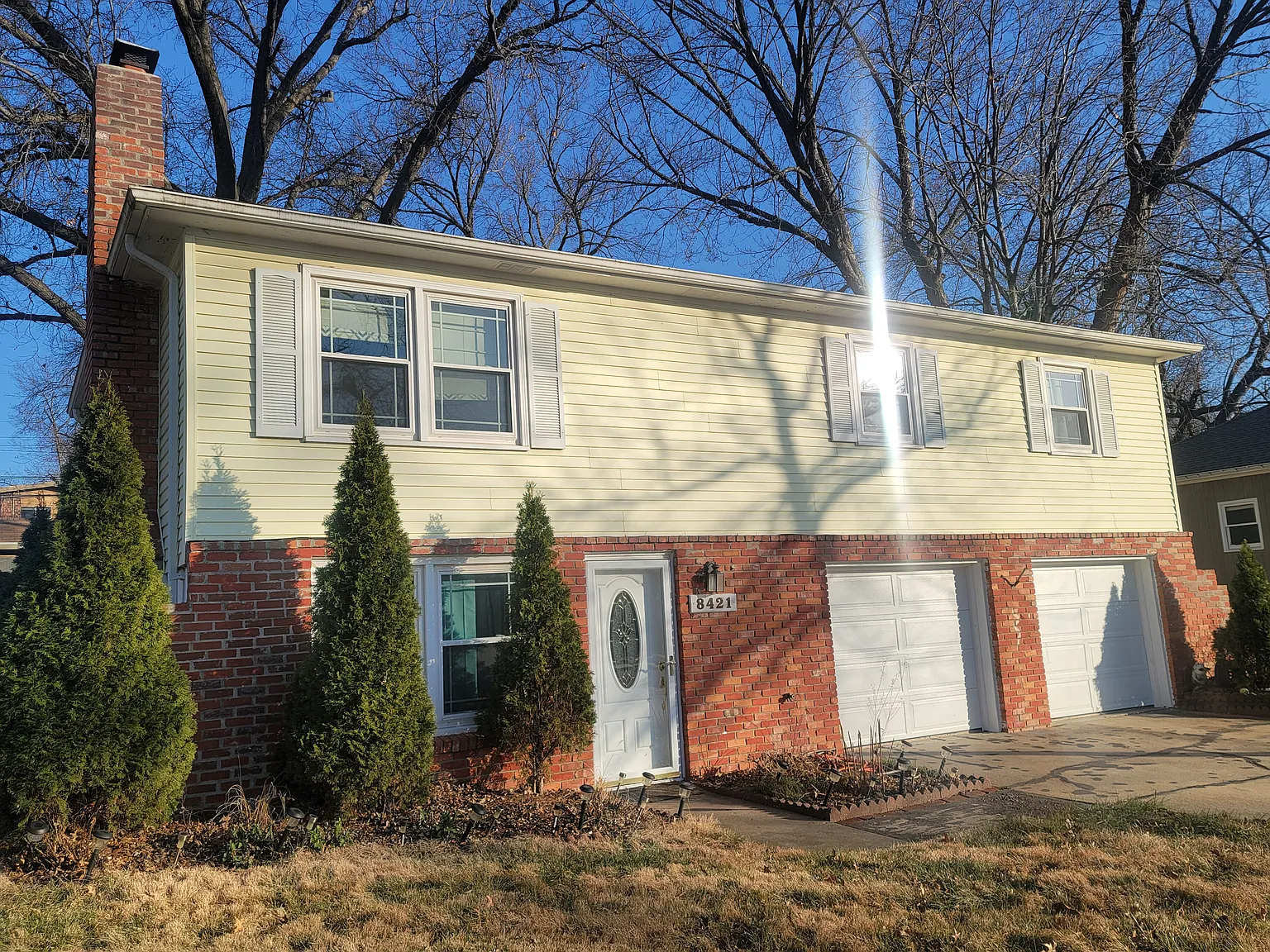 3 bed, 2.5 bath, 1208 sqft, $2,050 — Photo 1