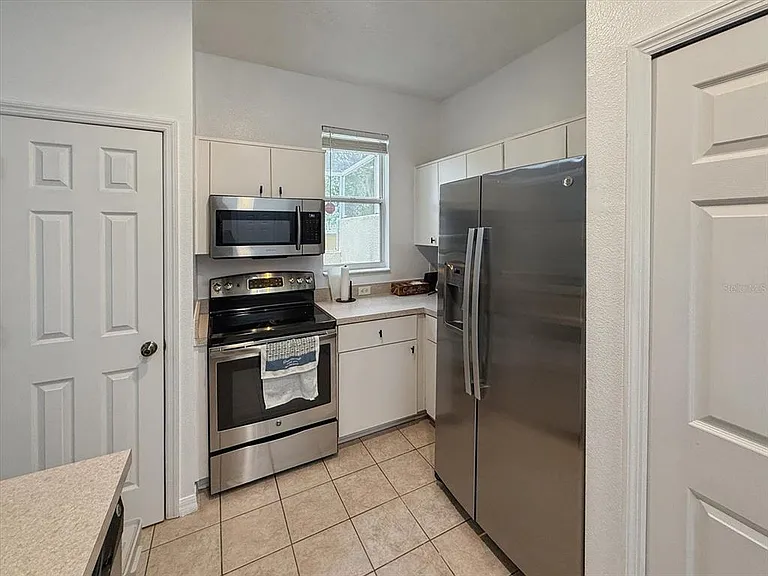 1302 S Beach Cir — Photo 8