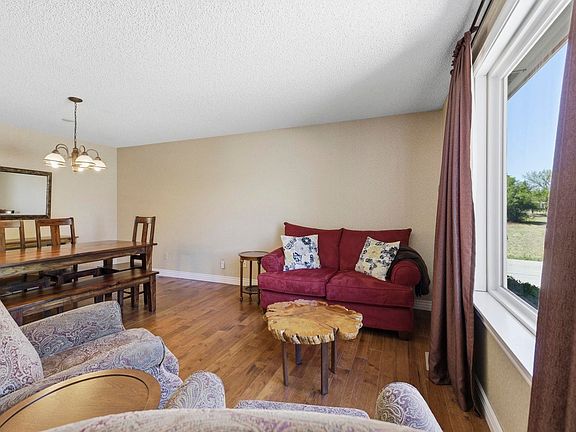 5th image of 1232 Bowwood Dr