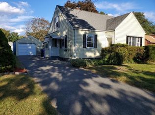 711 Newbury St, Springfield, MA 01104