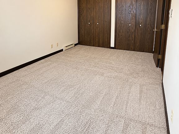 5th image of 557 E Park Ave APT 10
