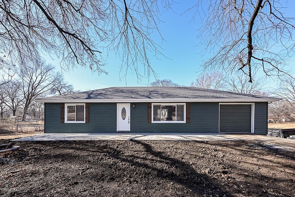 1207 N 7th St, Lansing, KS 66043 Zillow