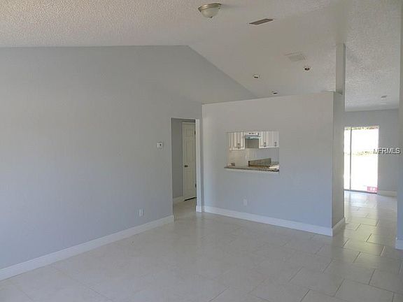 3rd image of 6921 Wildwood Oak Dr