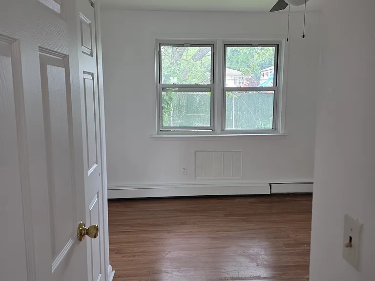 1010 Willowbrook Rd #2F — Photo 3