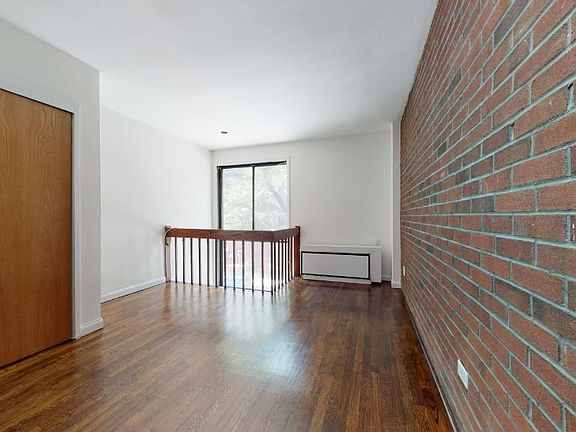 5th image of 155 E 88th St APT 2C
