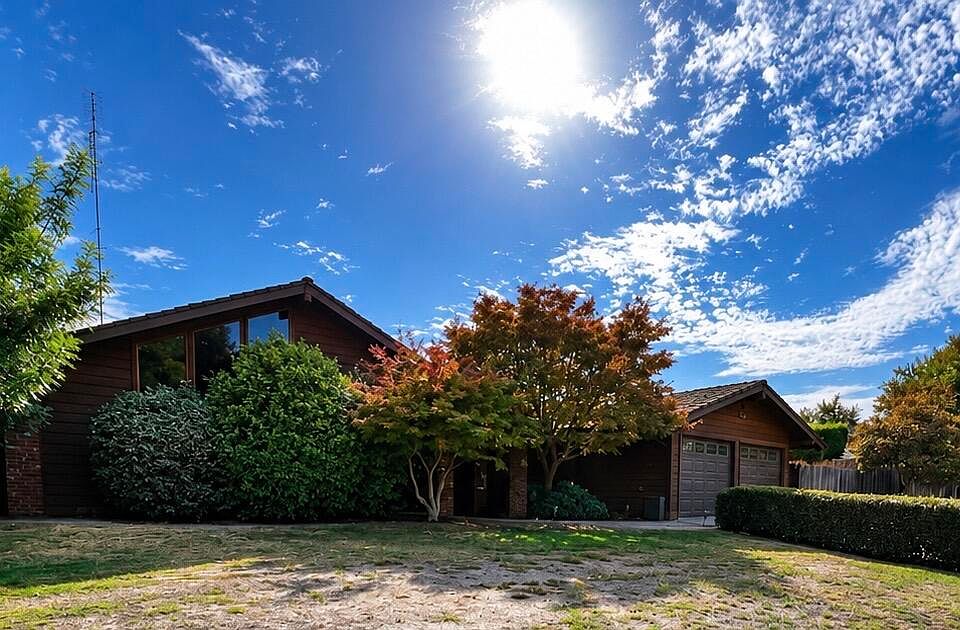 1st image of 15017 El Rancho Avenue