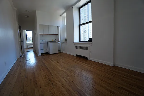 Rented by Compass | media 4