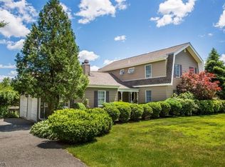 17 Francisco Dr, Newton, NJ 07860
