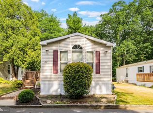 24 Lace Bark Ln, Jackson, NJ