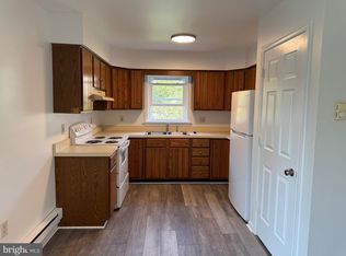 280 Esbenshade Rd #B, Ronks, PA 17572