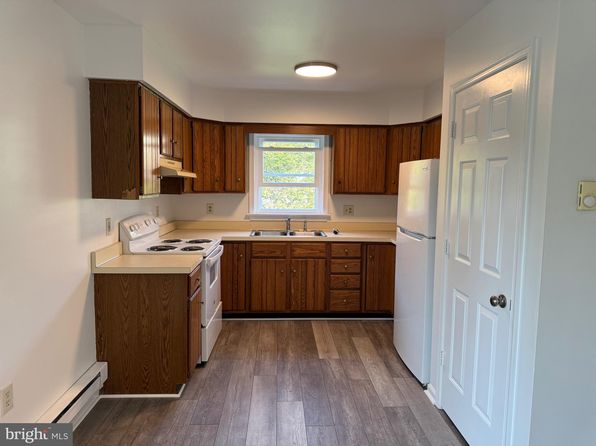 280 Esbenshade Rd #B