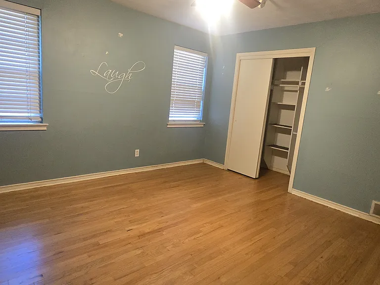 8057 Fall River Dr — Photo 12