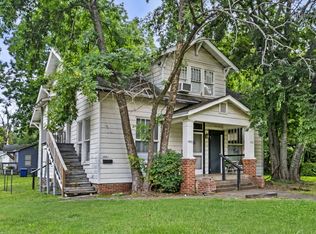 1936 College Ave, Conway, AR 72034