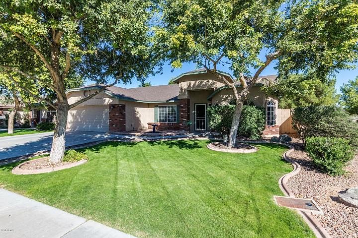 1st image of 40140 N Bexhill Way