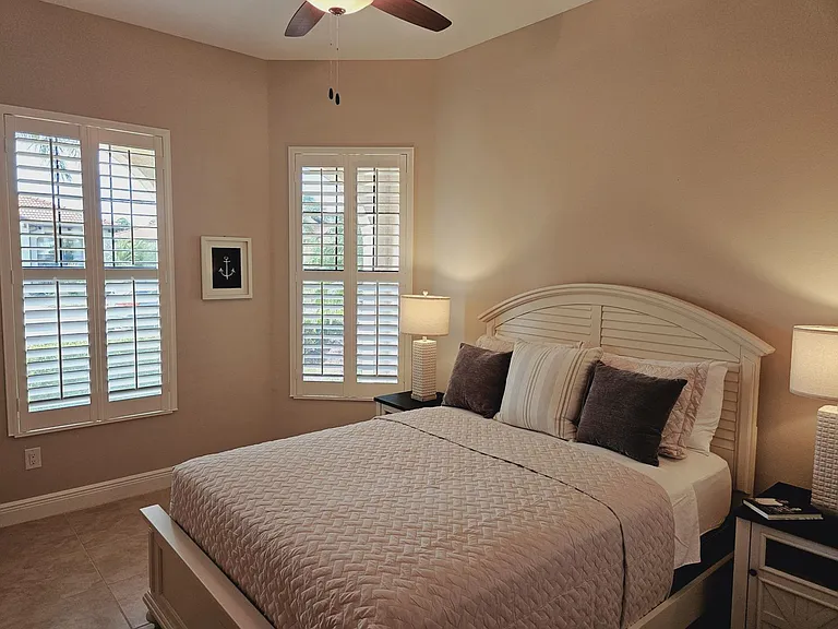 10468 Crooked Creek Dr — Photo 34