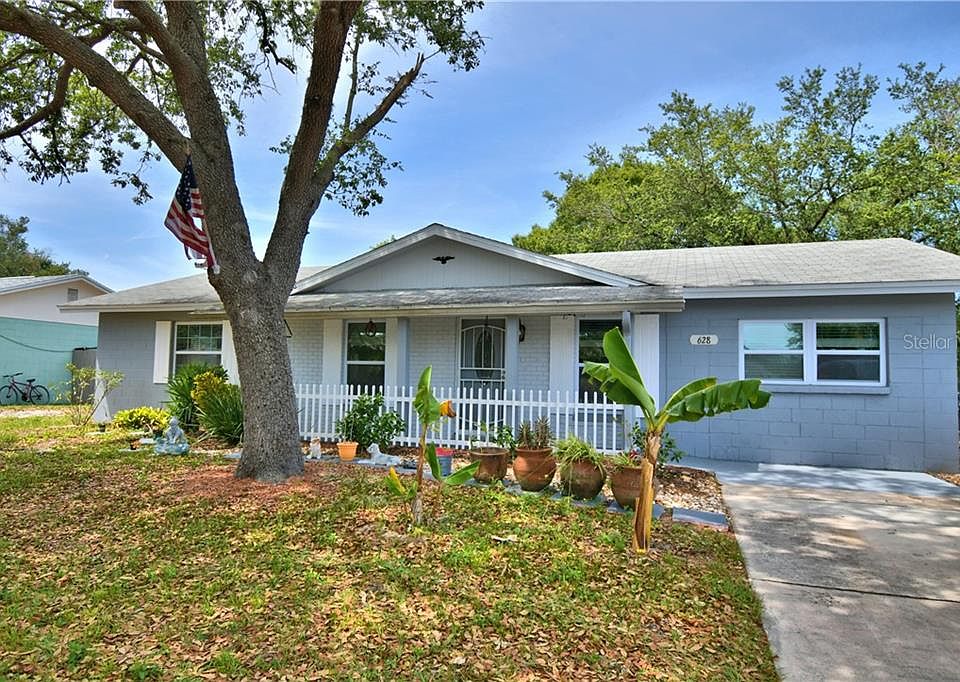 1st image of 628 E Helm Way