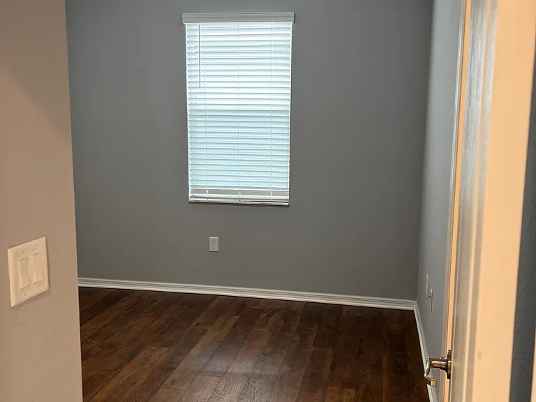 4351 Bluegrass Dr — Photo 9