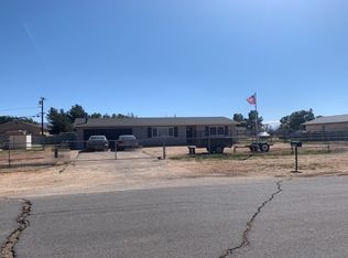 22325 Sioux Rd, Apple Valley, CA 92308