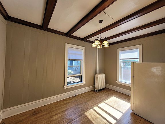 3rd image of 816 King St #816