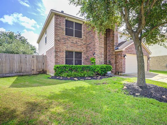3rd image of 4727 Quiet Canyon Dr