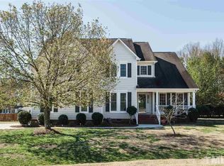 904 White Meadows Dr, Fuquay Varina, NC 27526