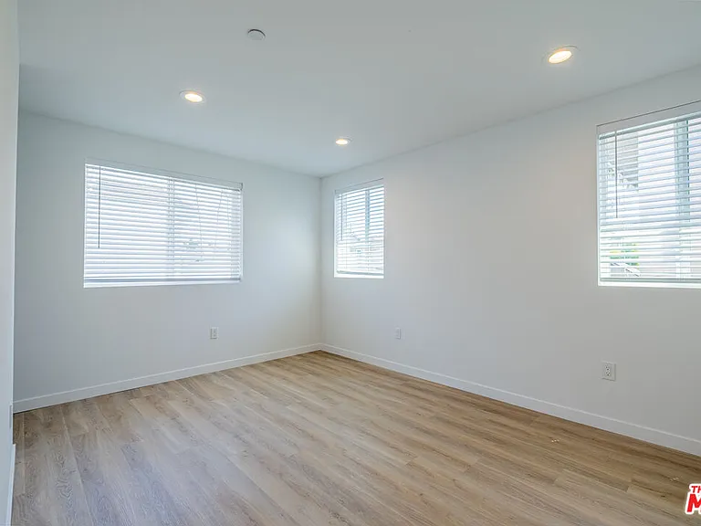 2107 Pullman Ln #G — Photo 20